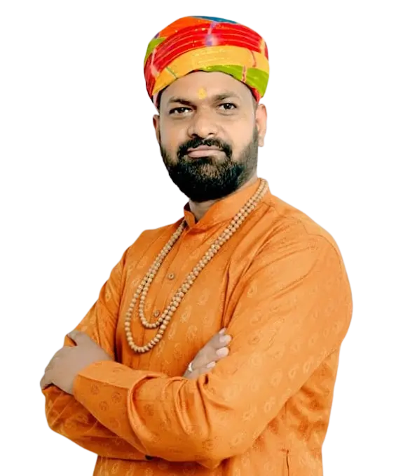 Best astrologer in Surat – Shivdham Astrologer providing accurate horoscope, love, career, and Vastu astrology solutions.